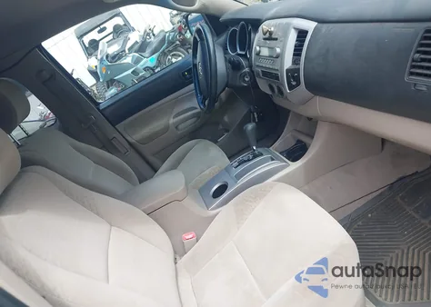 2008 Toyota Tacoma Base V6 из США, поврежденный, VIN 5TEUU42NX8Z484728